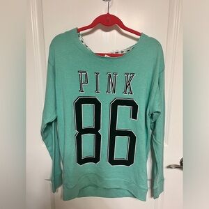 VS PINK  round neck sweatshirt size XS